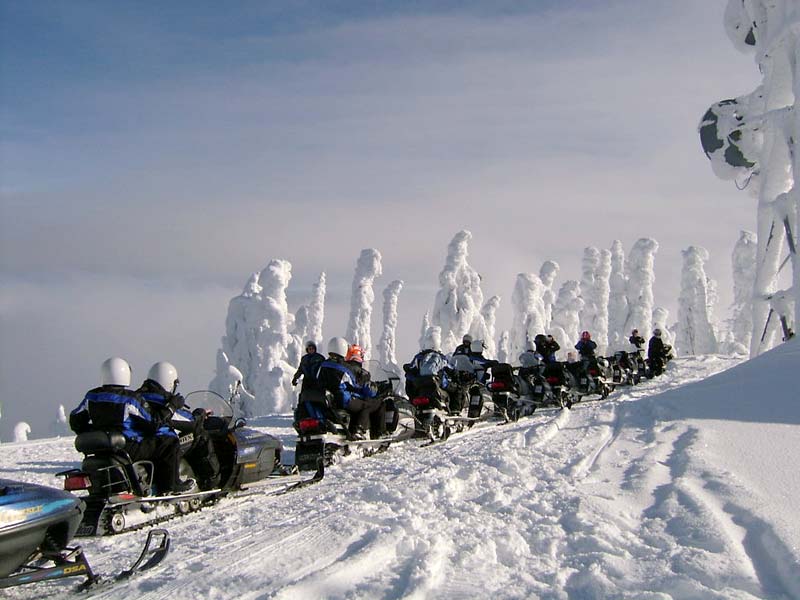 J & L Snowmobile Rentals Join Us at the Top of the World